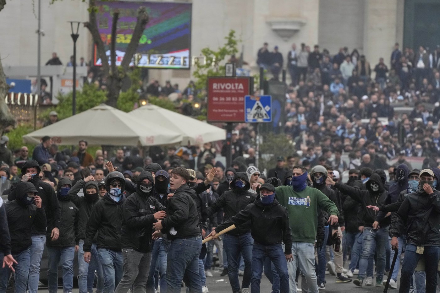 Rome derby clashes likened to 'urban warfare' with 24 police officers injured | iNFOnews.ca