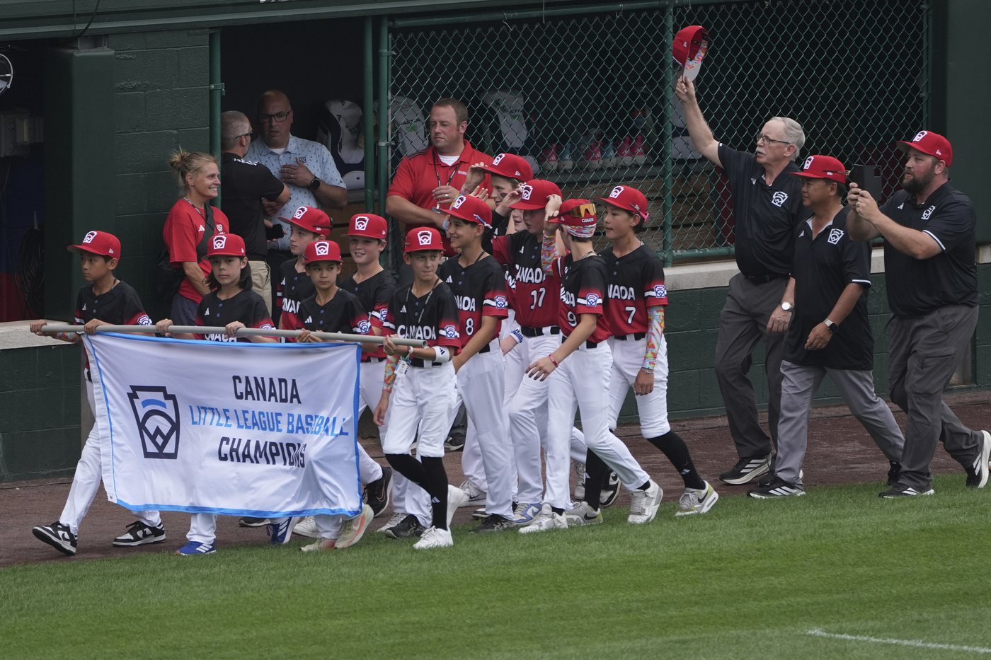 Vancouver's Little Mountain routs Australia 12-0 at Little League World Series | iNFOnews.ca Vancouver's Little Mountain routs Australia 12-0 at Little League World Series | iNFOnews.ca