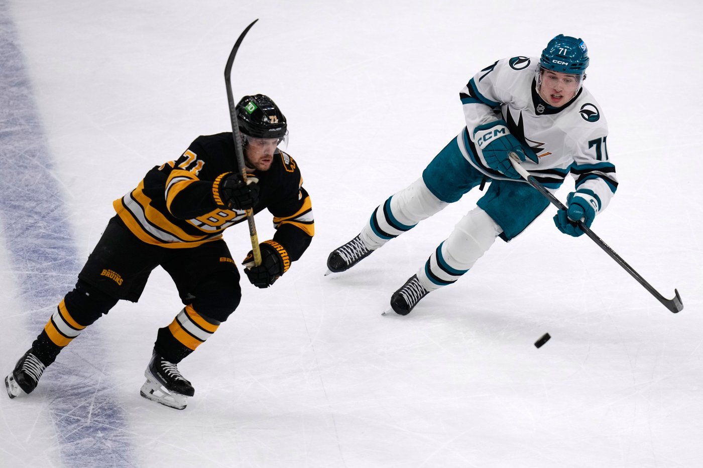 Sharks beat Bruins 4-2, snapping Boston’s 13-game home winning streak | iNFOnews.ca