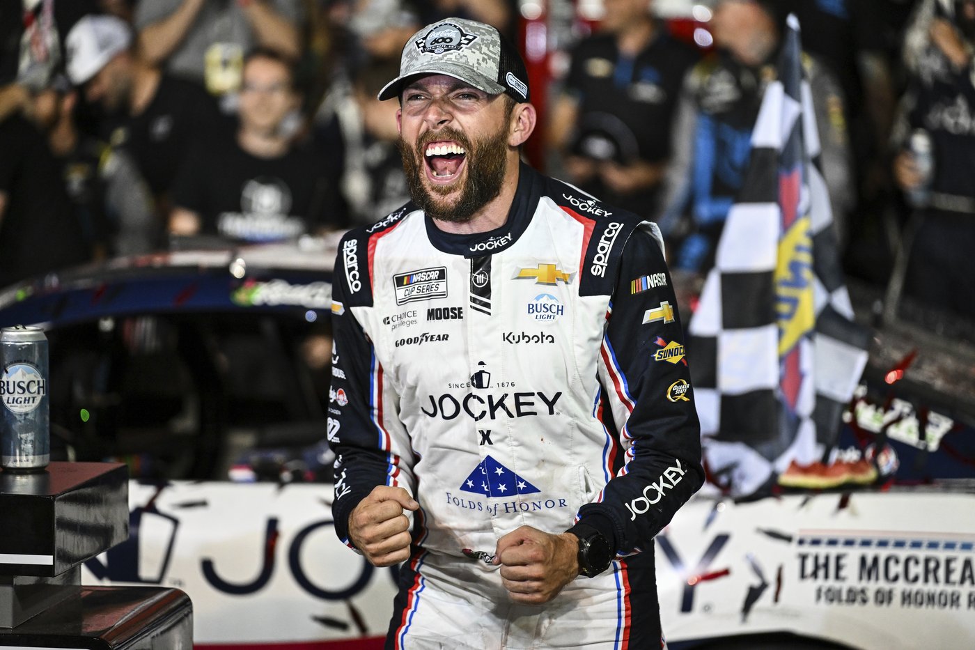 Ross Chastain goes from worst to 1st to win NASCAR's Coca-Cola 600 | iNFOnews.ca