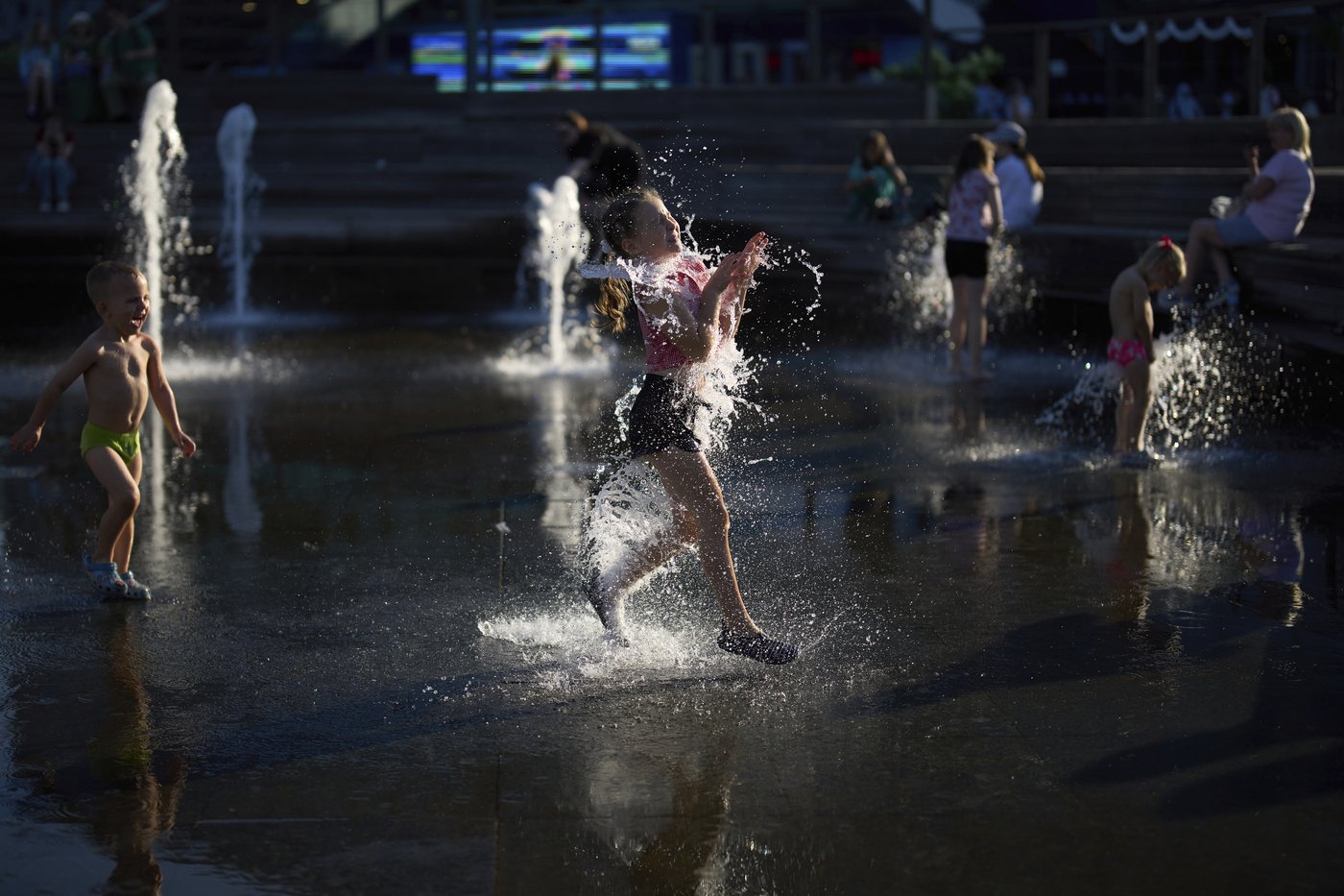 July was slightly cooler than the last 2 years, but extreme weather impacts continue, scientists say | iNFOnews.ca