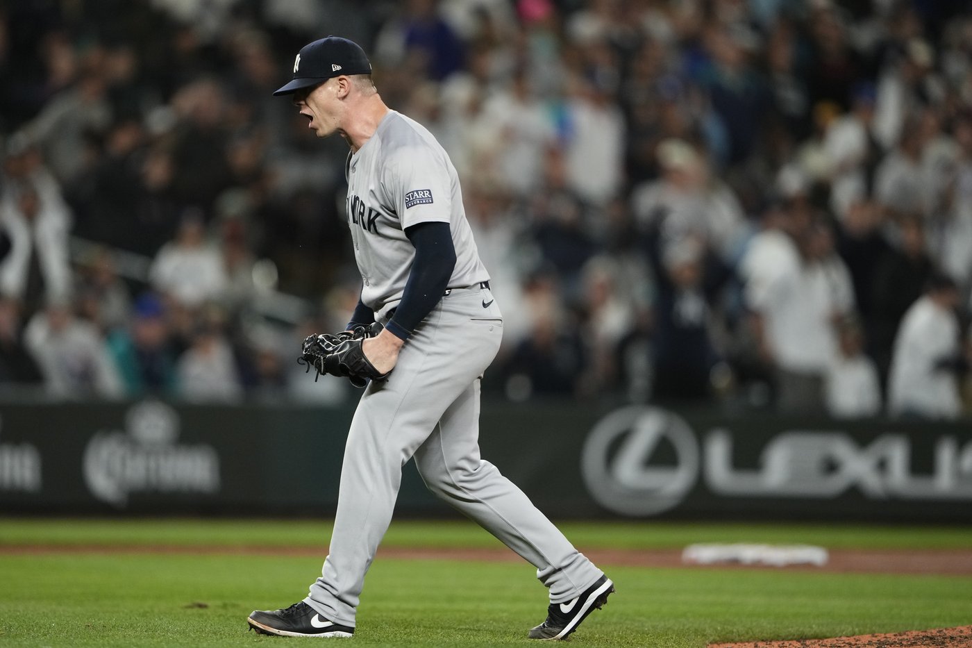Rizzo drives in 2 runs as Yankees earn playoff berth with 2-1 win over Mariners in 10 innings | iNFOnews.ca