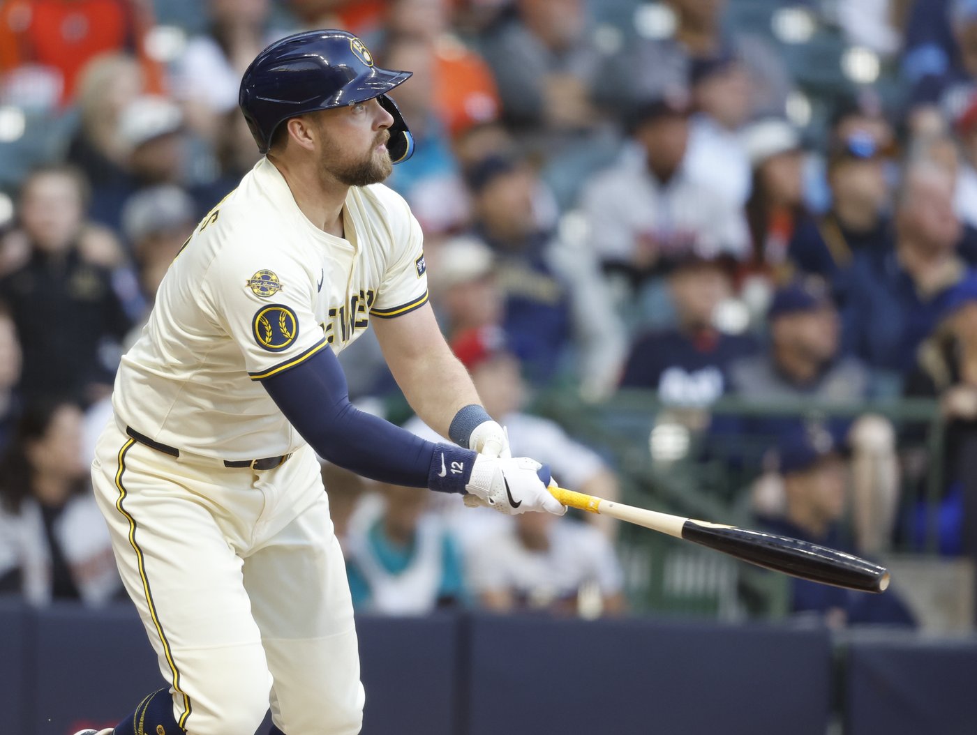 Brewers get all the offense they need in first inning of a 4-3 victory over Astros | iNFOnews.ca