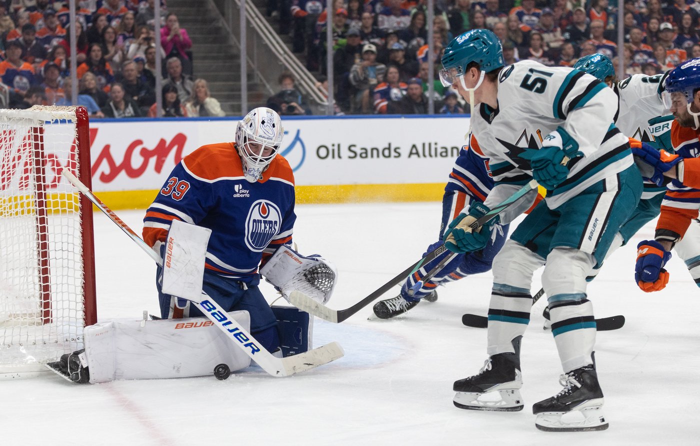 Oilers thrilled with total team effort that helped sink Sharks 5-3 | iNFOnews.ca Oilers thrilled with total team effort that helped sink Sharks 5-3 | iNFOnews.ca