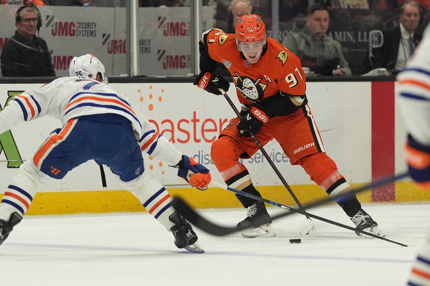 Joel Quenneville gets his 1,000th career win in Ducks' 6-5 comeback victory over Oilers | iNFOnews.ca Joel Quenneville gets his 1,000th career win in Ducks' 6-5 comeback victory over Oilers | iNFOnews.ca