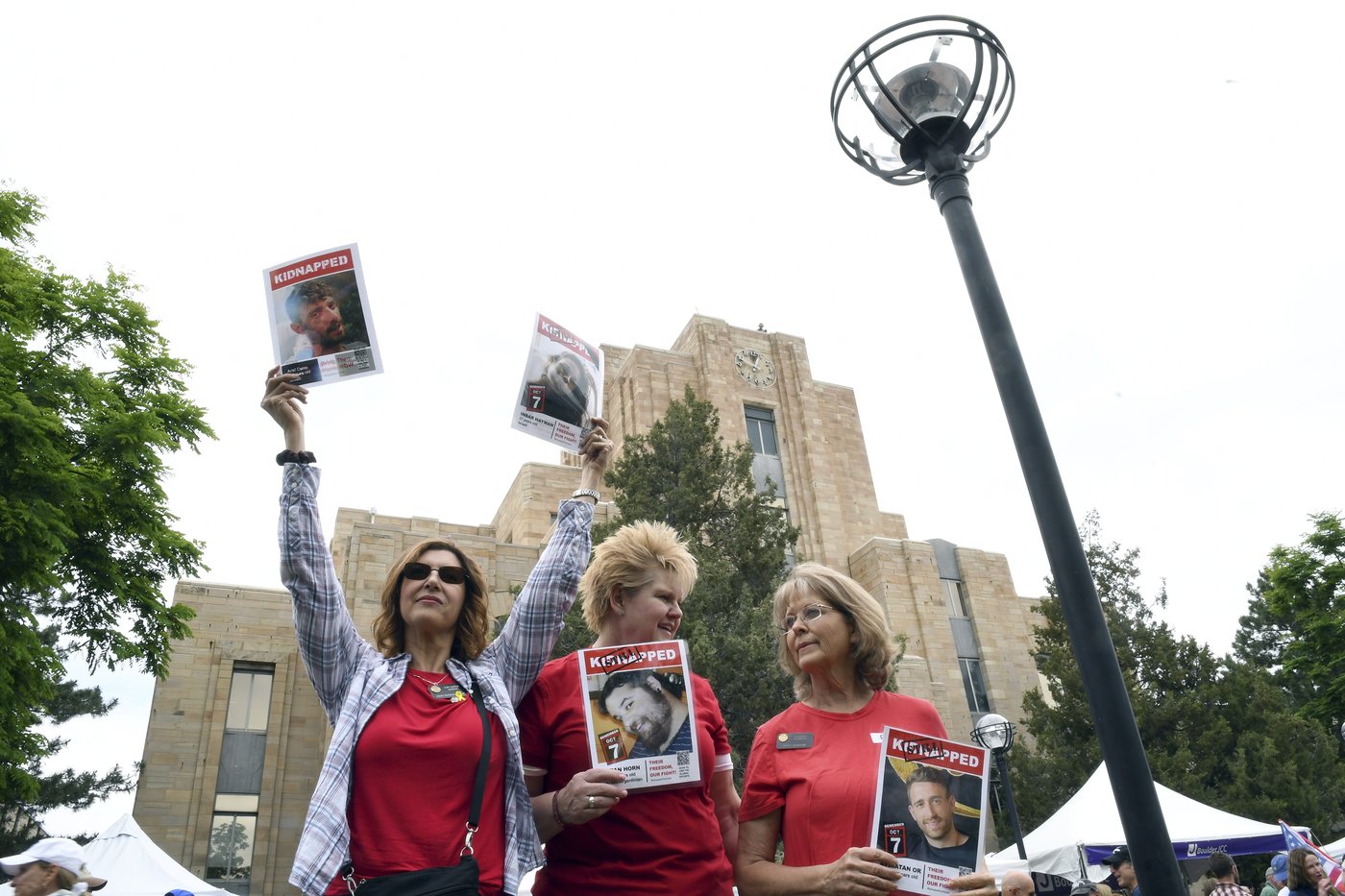 Israeli hostages highlighted at Boulder Jewish Festival after attack on group urging their release | iNFOnews.ca Israeli hostages highlighted at Boulder Jewish Festival after attack on group urging their release | iNFOnews.ca