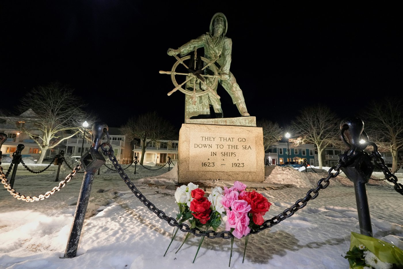 Coast Guard identifies victims and begins investigating fishing boat's sinking that killed 7 | iNFOnews.ca