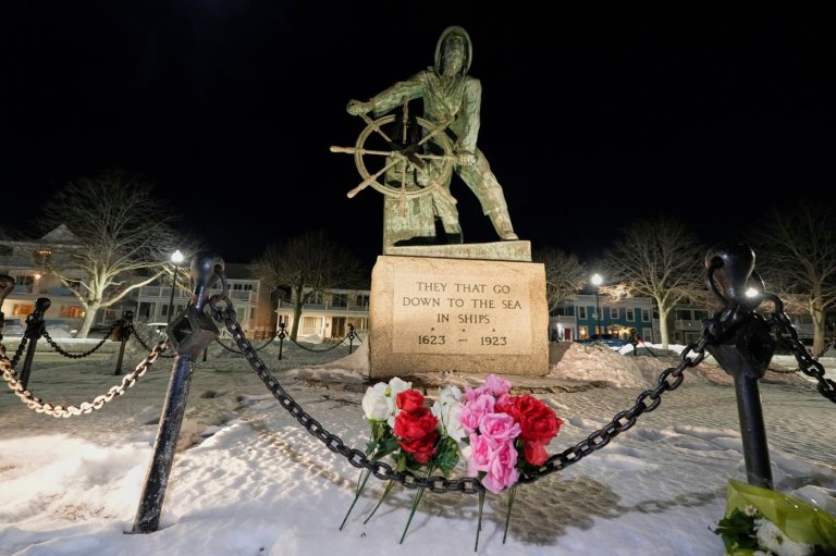 Coast Guard identifies victims and begins investigating fishing boat's sinking that killed 7 | iNFOnews.ca