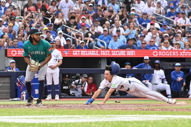 Kirk drives in go-ahead run as Blue Jays come back for 4-3 victory over Mariners | iNFOnews.ca