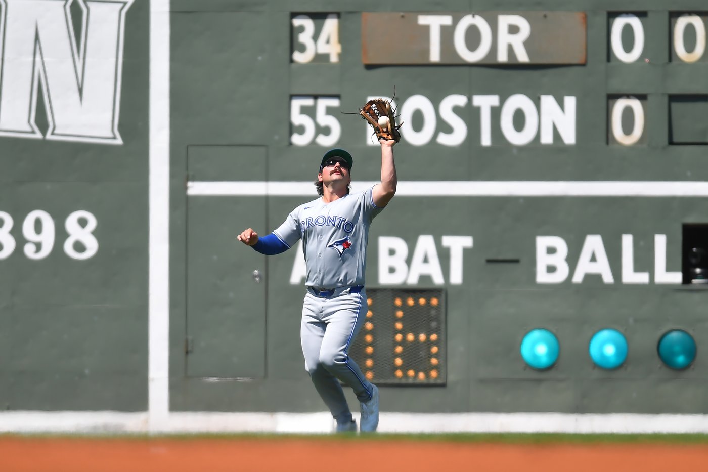 Arrighetti moves off Blue Jays' 15-day injured list; Schneider recalled from triple-A | iNFOnews.ca Arrighetti moves off Blue Jays' 15-day injured list; Schneider recalled from triple-A | iNFOnews.ca