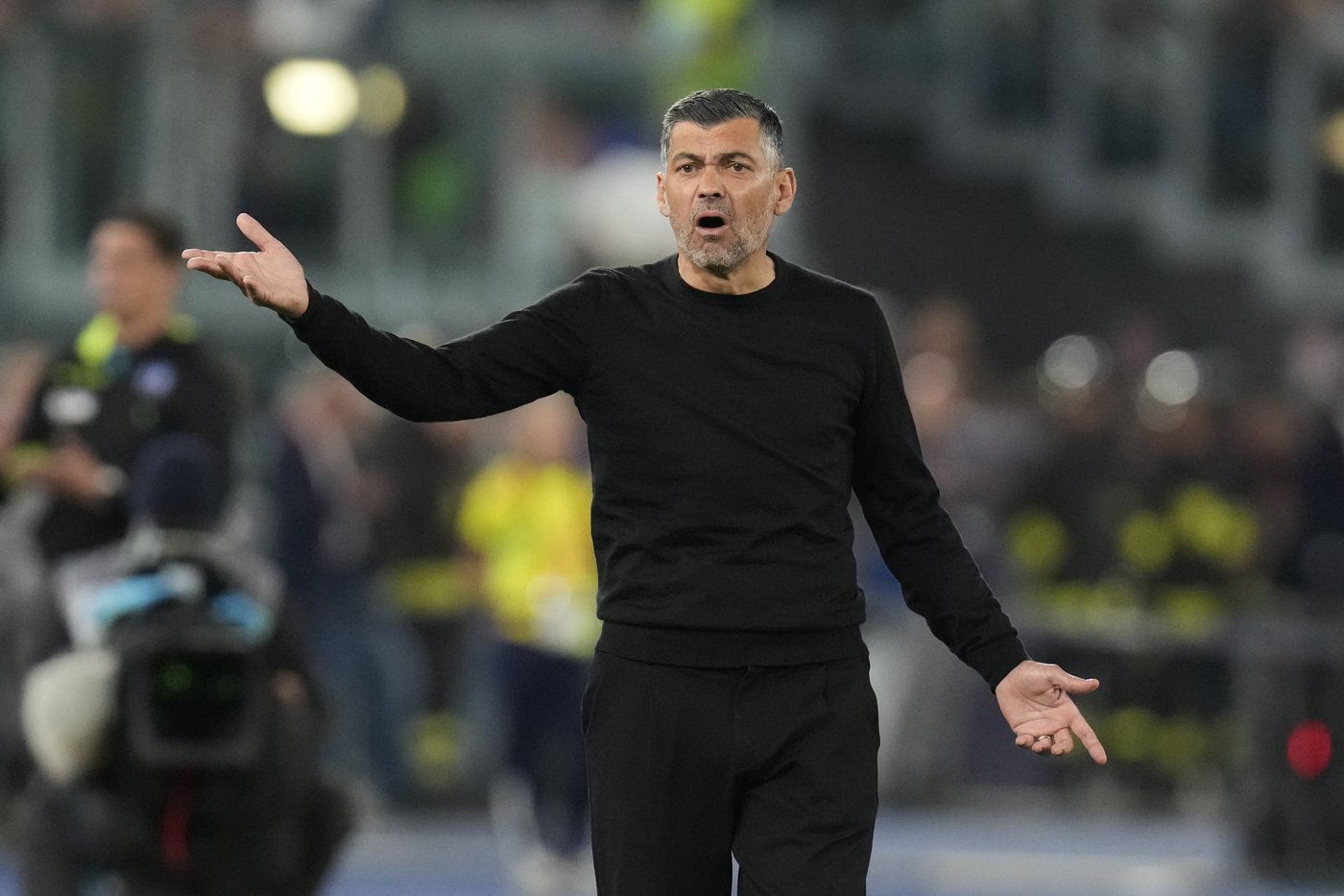 AC Milan fires Conceicao with deal for Allegri reportedly near | iNFOnews.ca