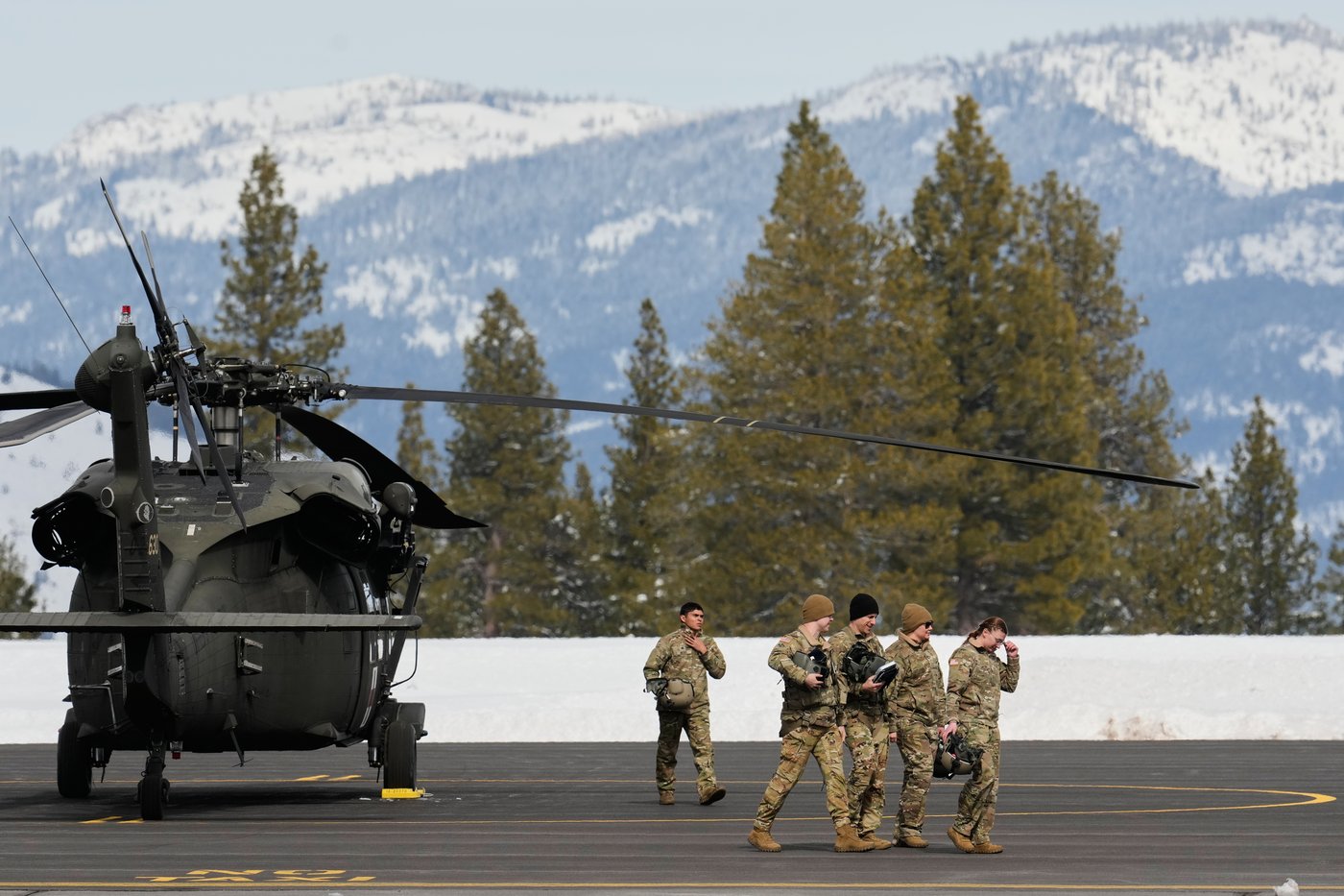Crews recover bodies of 9 backcountry skiers days after California avalanche | iNFOnews.ca