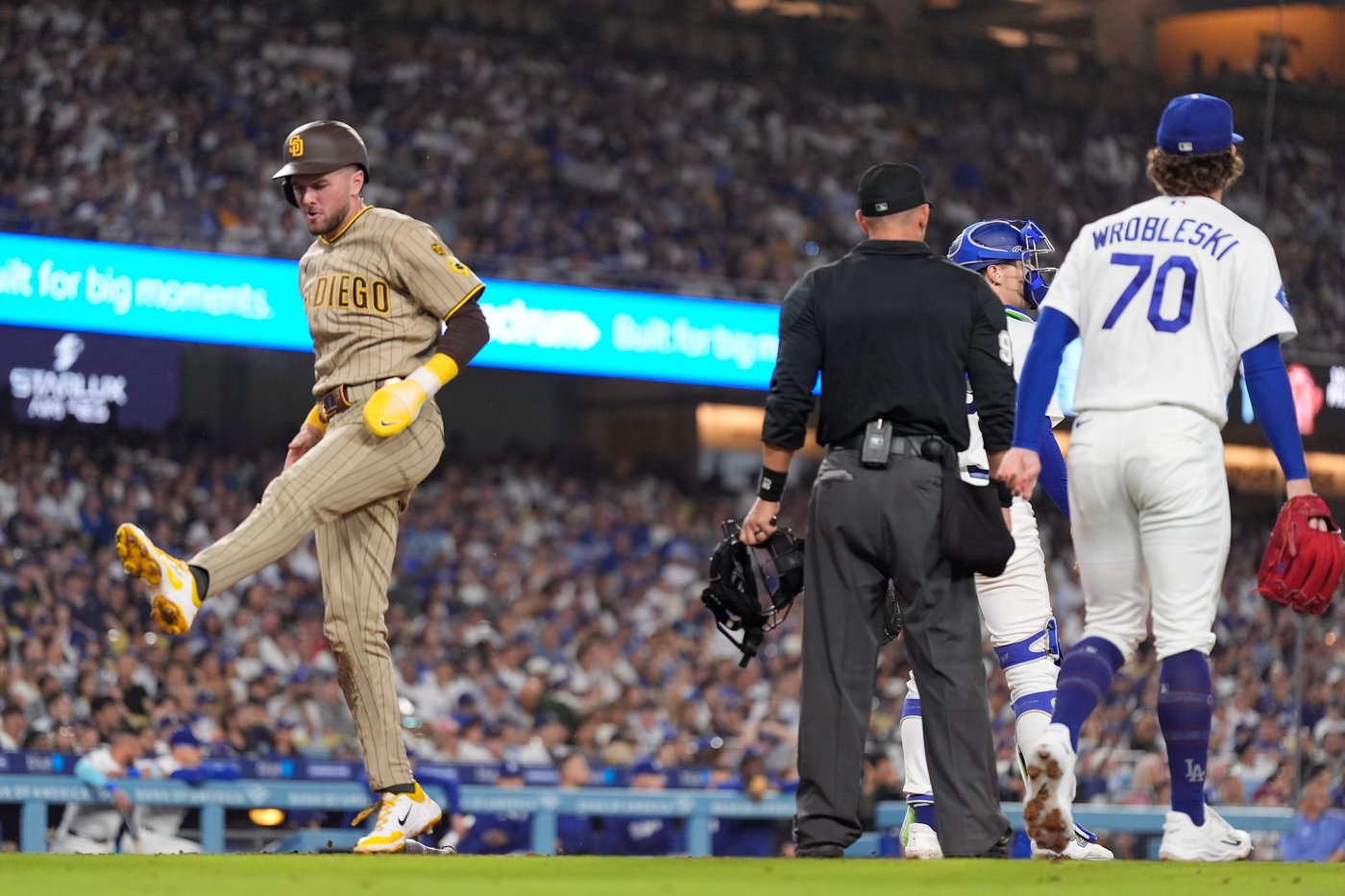 A franchise-record 3rd straight postseason, and the Padres still want more | iNFOnews.ca