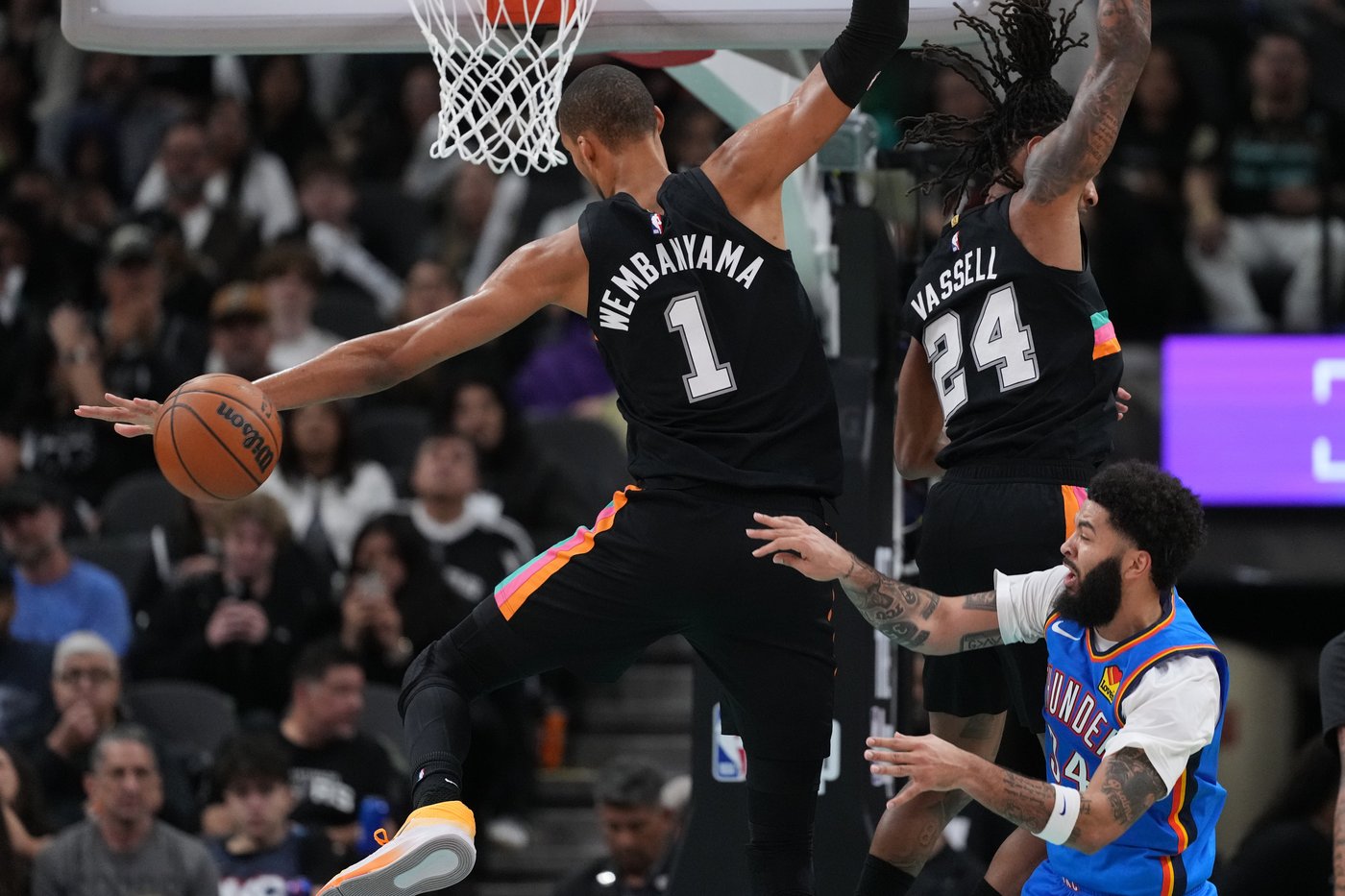 Johnson, Wembanyama lead Spurs to 4th win over OKC, beating the injury-depleted Thunder 116-106 | iNFOnews.ca Johnson, Wembanyama lead Spurs to 4th win over OKC, beating the injury-depleted Thunder 116-106 | iNFOnews.ca