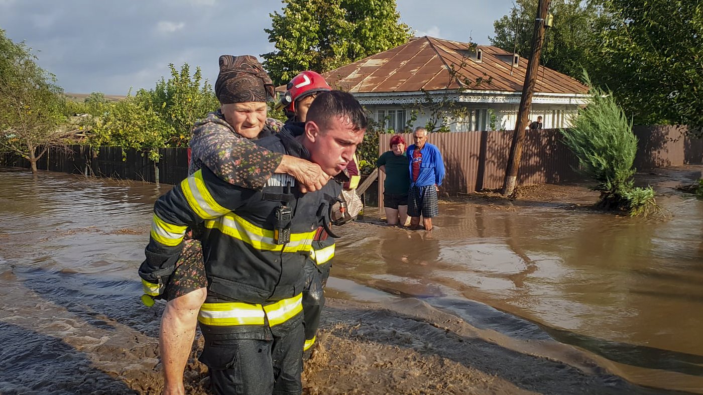 Rising rivers threaten southern Poland as flooding recedes elsewhere in Central Europe | iNFOnews.ca Rising rivers threaten southern Poland as flooding recedes elsewhere in Central Europe | iNFOnews.ca