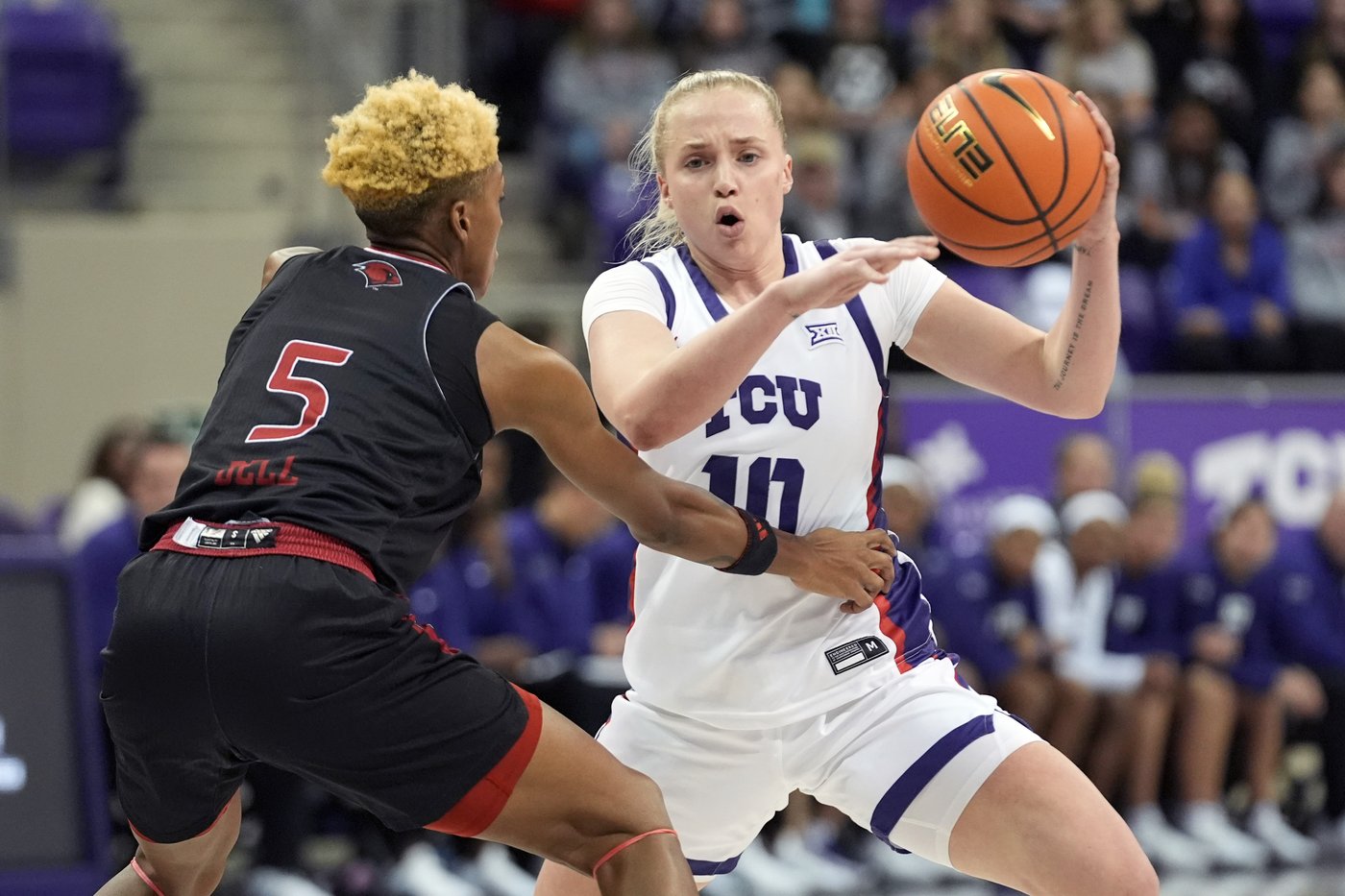 Hailey Van Lith scores 19 points and No. 19 TCU women rout Incarnate Word 81-43 | iNFOnews.ca