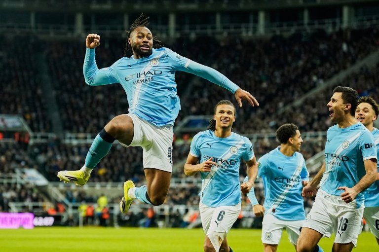Semenyo scores again as Man City beats Newcastle 2-0 in English League Cup semifinal | iNFOnews.ca