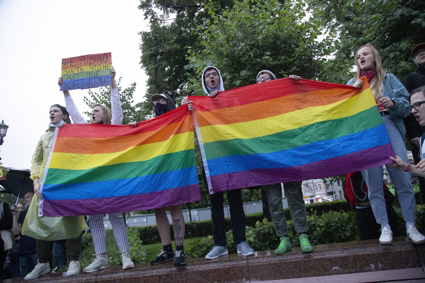 Russian LGBTQ+ activists describe a climate of fear following new laws and court rulings | iNFOnews.ca Russian LGBTQ+ activists describe a climate of fear following new laws and court rulings | iNFOnews.ca