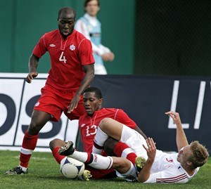 Canada takes first painful step towards 2018 World Cup qualifying | iNFOnews.ca CP21763748