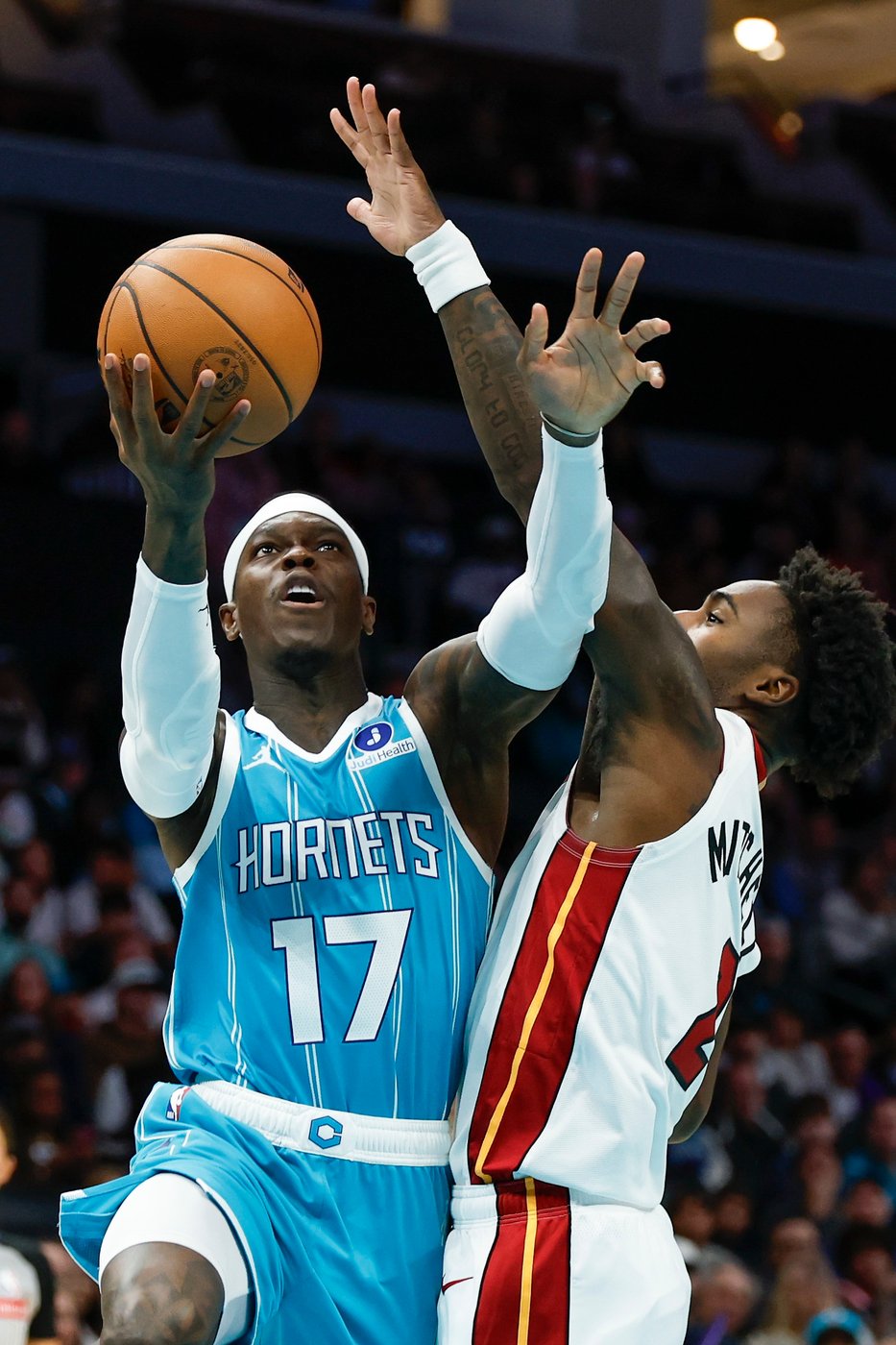 Brandon Miller scores 34 points as the Hornets beat the winless Heat 115-110 | iNFOnews.ca