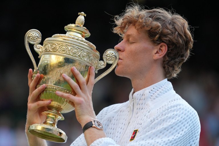 Wimbledon rides a rain-free fortnight to record-high attendance | iNFOnews.ca