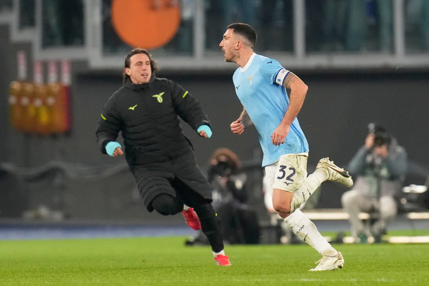 Cataldi's stoppage-time penalty snatches Lazio win over Genoa in Serie A | iNFOnews.ca Cataldi's stoppage-time penalty snatches Lazio win over Genoa in Serie A | iNFOnews.ca