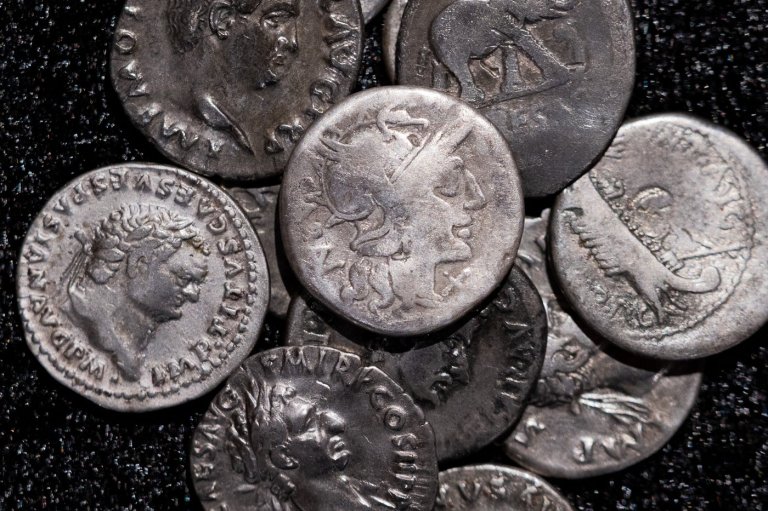 Amateur archaeologist finds Germany’s biggest hoard of ancient Roman silver coins | iNFOnews.ca