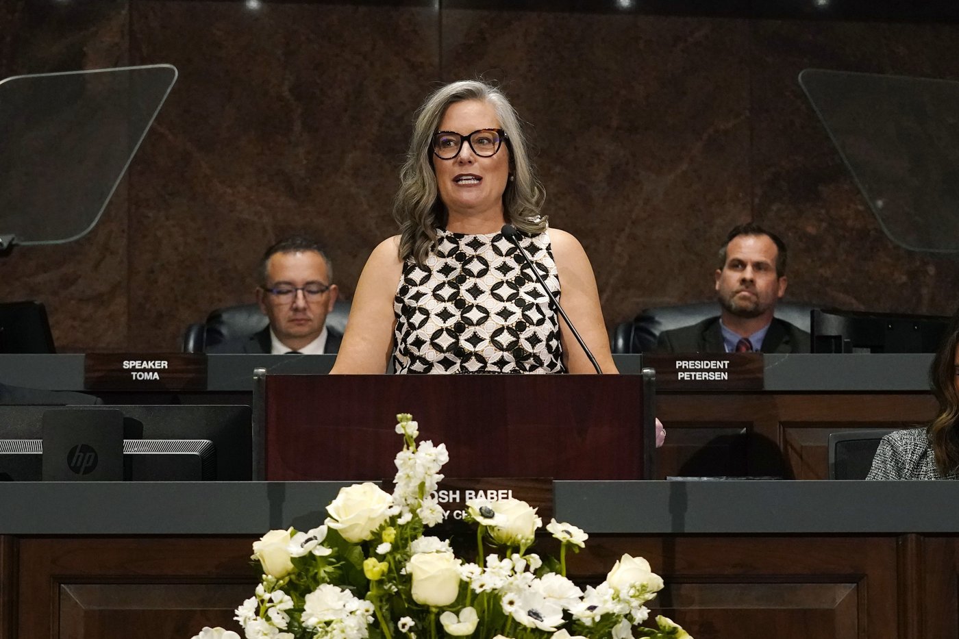 Arizona governor lifts pause to bill signing after funding dispute resolves | iNFOnews.ca