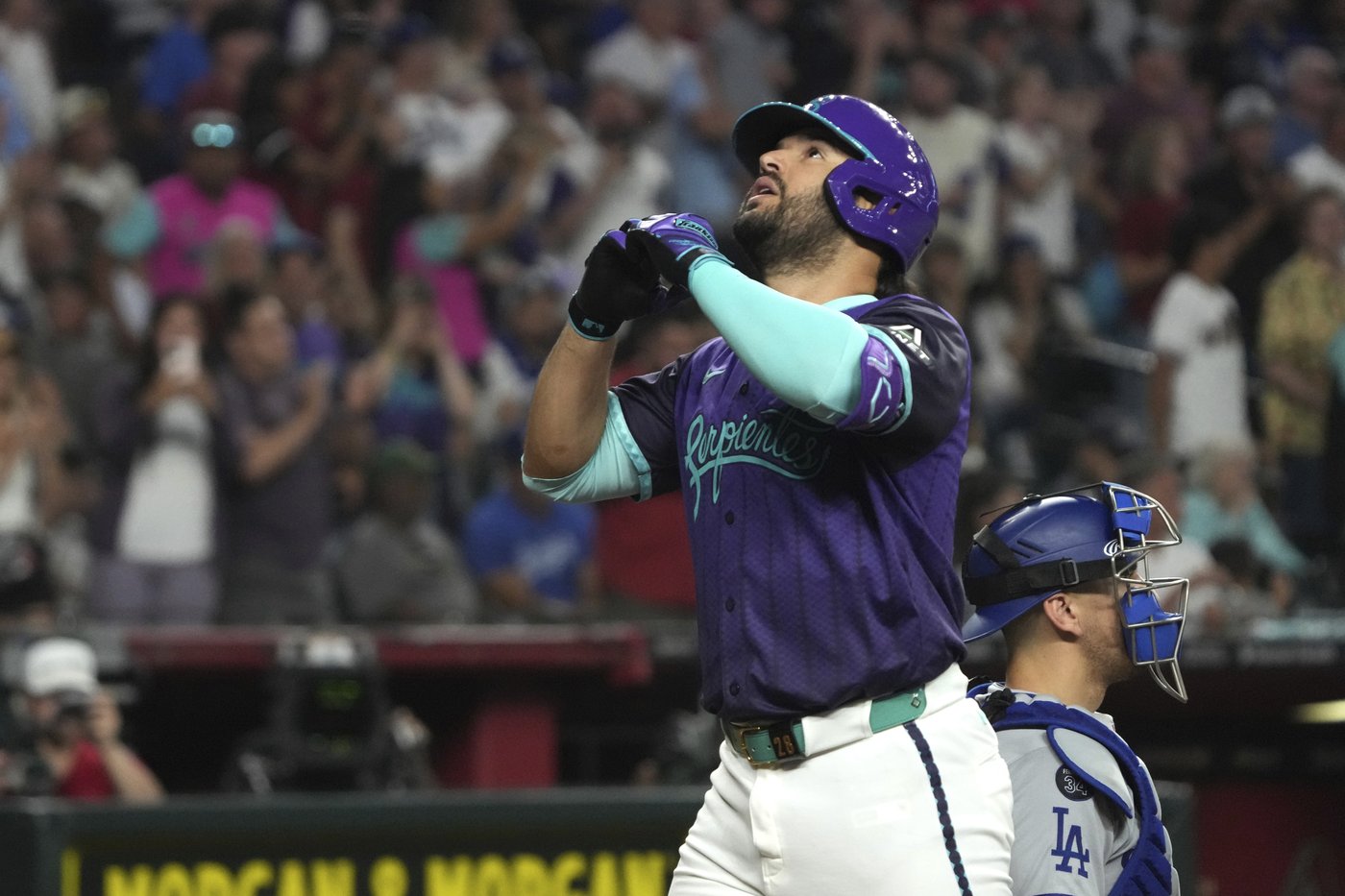 Corbin Burnes throws 7 dominant innings, leads the Diamondbacks over the Dodgers 3-0 | iNFOnews.ca Corbin Burnes throws 7 dominant innings, leads the Diamondbacks over the Dodgers 3-0 | iNFOnews.ca