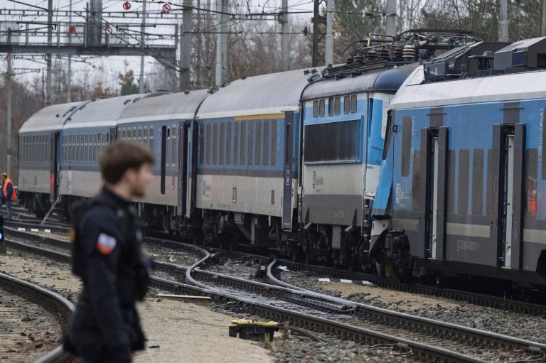 Trains collide in the Czech Republic, leaving dozens of people injured | iNFOnews.ca