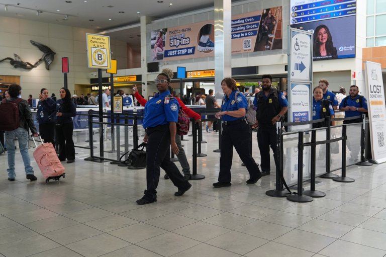 Some airports refuse to play Noem video on shutdown impact, saying it's political | iNFOnews.ca