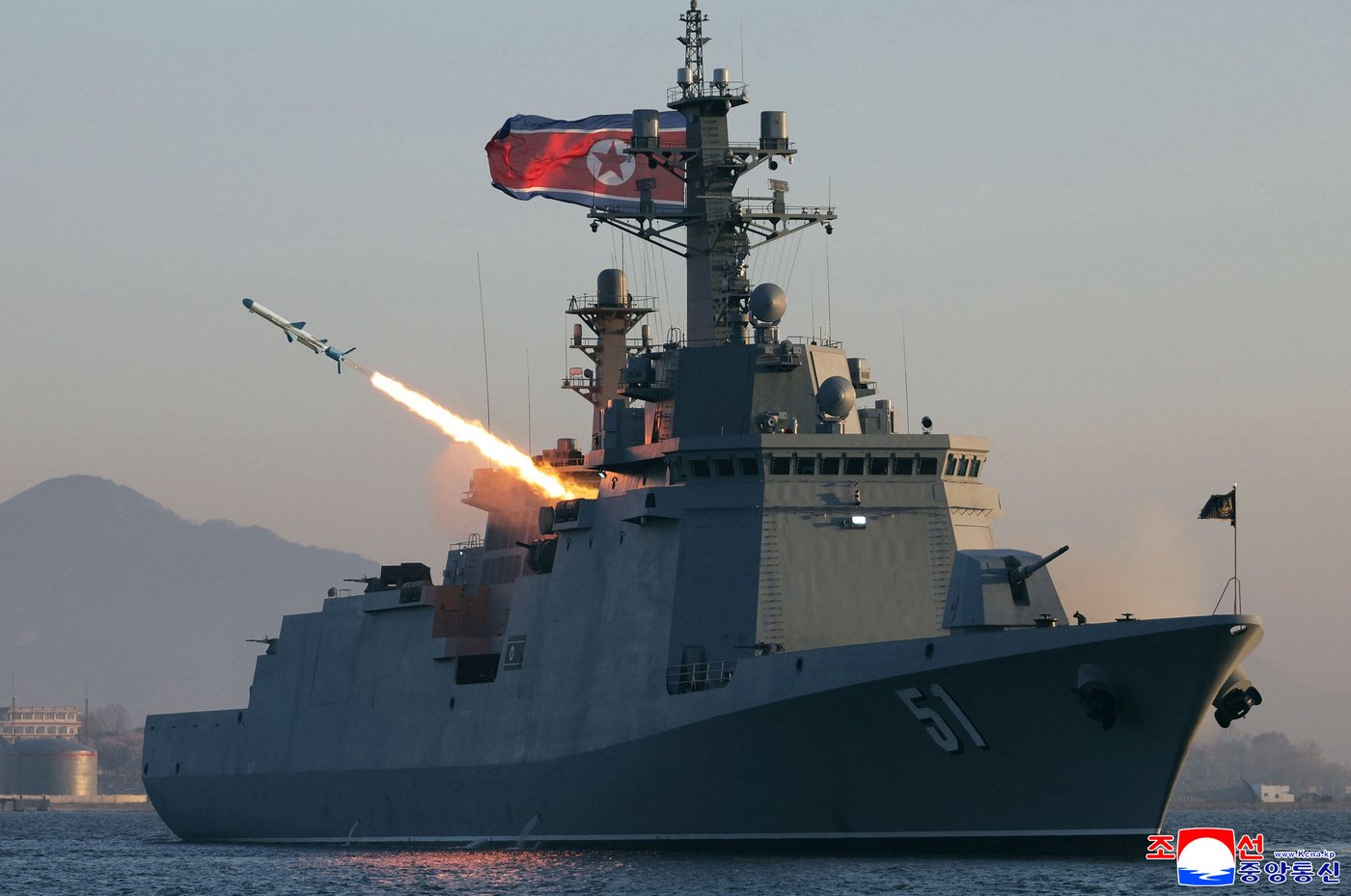 North Korean leader supervises missile tests from his naval destroyer | iNFOnews.ca North Korean leader supervises missile tests from his naval destroyer | iNFOnews.ca
