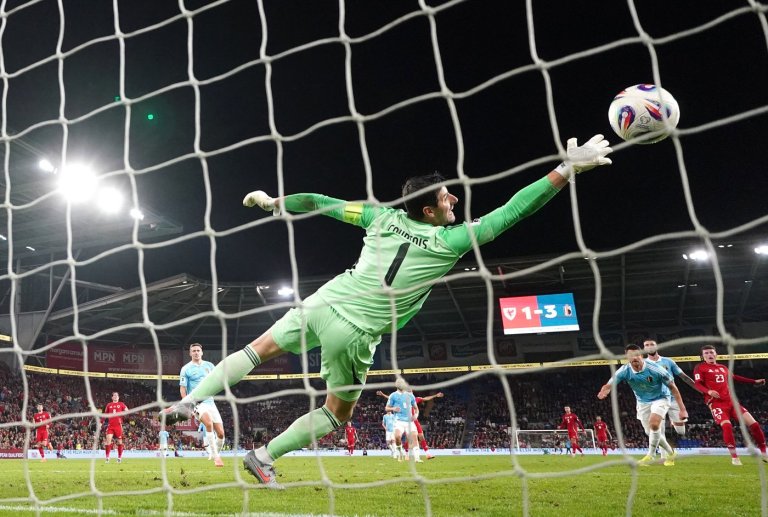 Real Madrid goalkeeper Courtois criticizes Spanish league president over Barcelona game in Miami | iNFOnews.ca