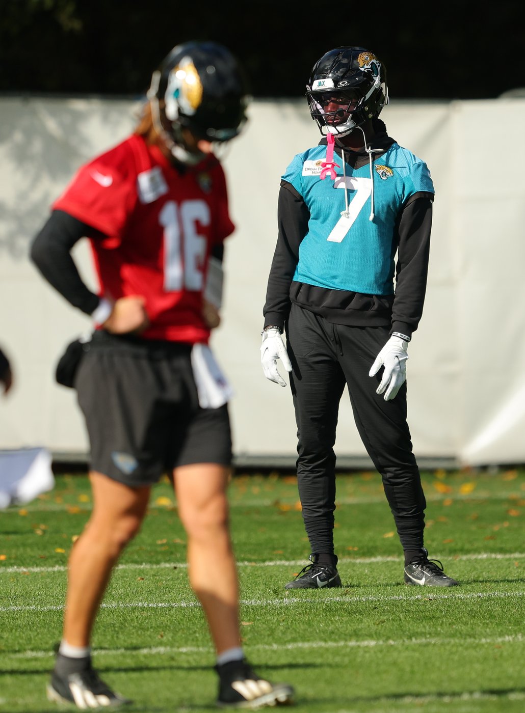 Jaguars appear ready to phase out speedy receiver Brian Thomas Jr. after Wembley woes | iNFOnews.ca