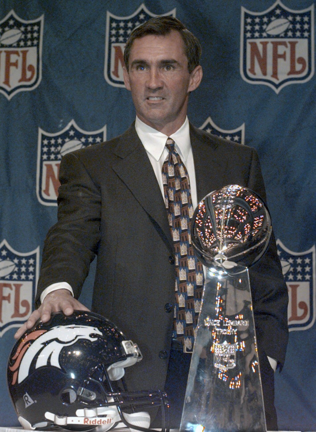 Coughlin, Shanahan and Seifert make the list of coaching semifinalists for Hall of Fame | iNFOnews.ca