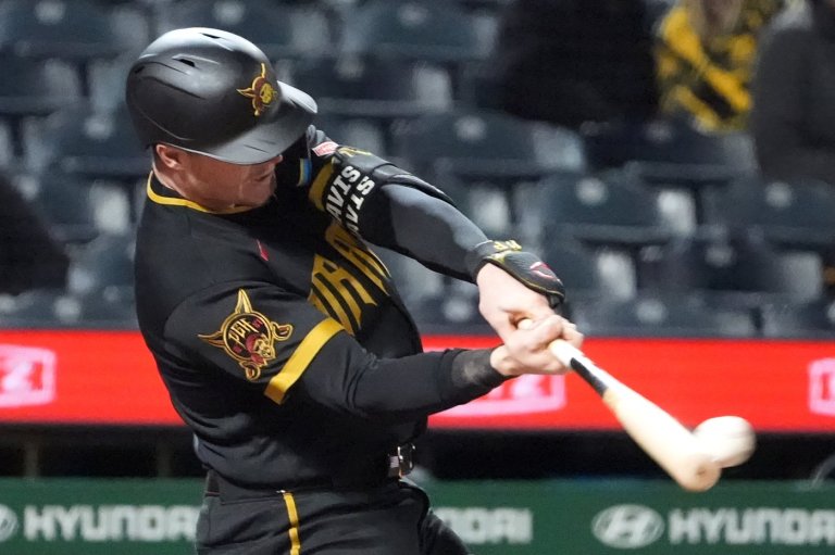 Davis homers twice, Keller works 7 strong innings as the Pirates beat Central-leading Reds 9-1 | iNFOnews.ca