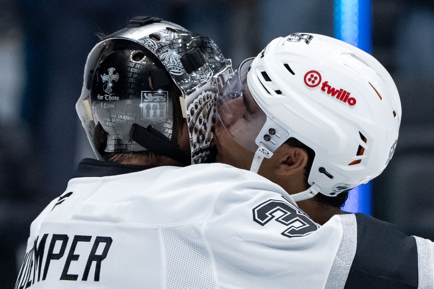 'It's hard': Rebuilding Vancouver Canucks feel frustration as losses mount | iNFOnews.ca