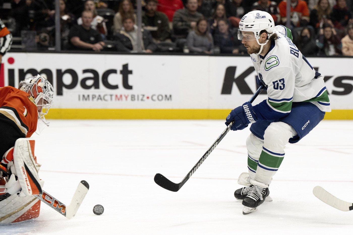Hughes, Boeser help Canucks rout the Ducks 5-1 | iNFOnews.ca Hughes, Boeser help Canucks rout the Ducks 5-1 | iNFOnews.ca