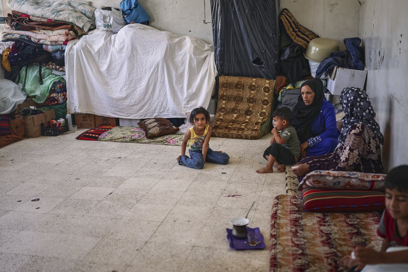 Displaced Bedouin families in limbo as Syrian government and Druze authorities remain at odds | iNFOnews.ca