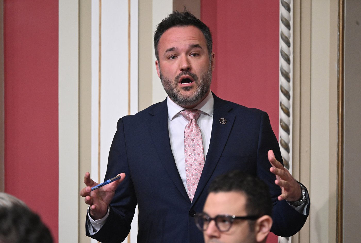 CAQ minister apologizes, is booted from caucus after attending PQ election party | iNFOnews.ca CAQ minister apologizes, is booted from caucus after attending PQ election party | iNFOnews.ca