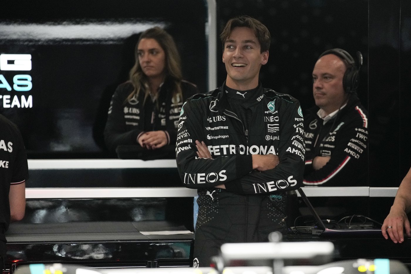 Russell puts Mercedes on pole at Las Vegas and Verstappen nips Norris in championship battle | iNFOnews.ca Russell puts Mercedes on pole at Las Vegas and Verstappen nips Norris in championship battle | iNFOnews.ca