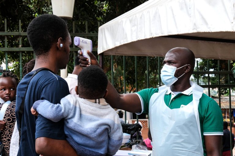 Congolese report constant burials as deaths in new Ebola outbreak reach 80 | iNFOnews.ca