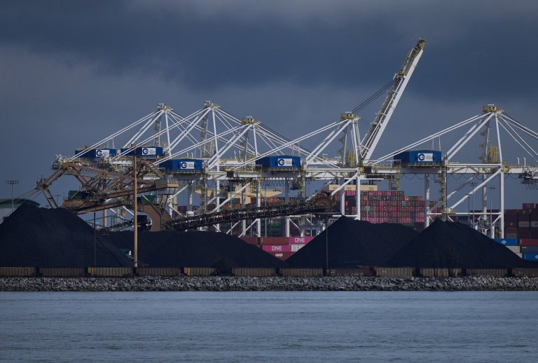 CP NewsAlert: Port of Vancouver upgrade is referred to Major Projects Office | iNFOnews.ca
