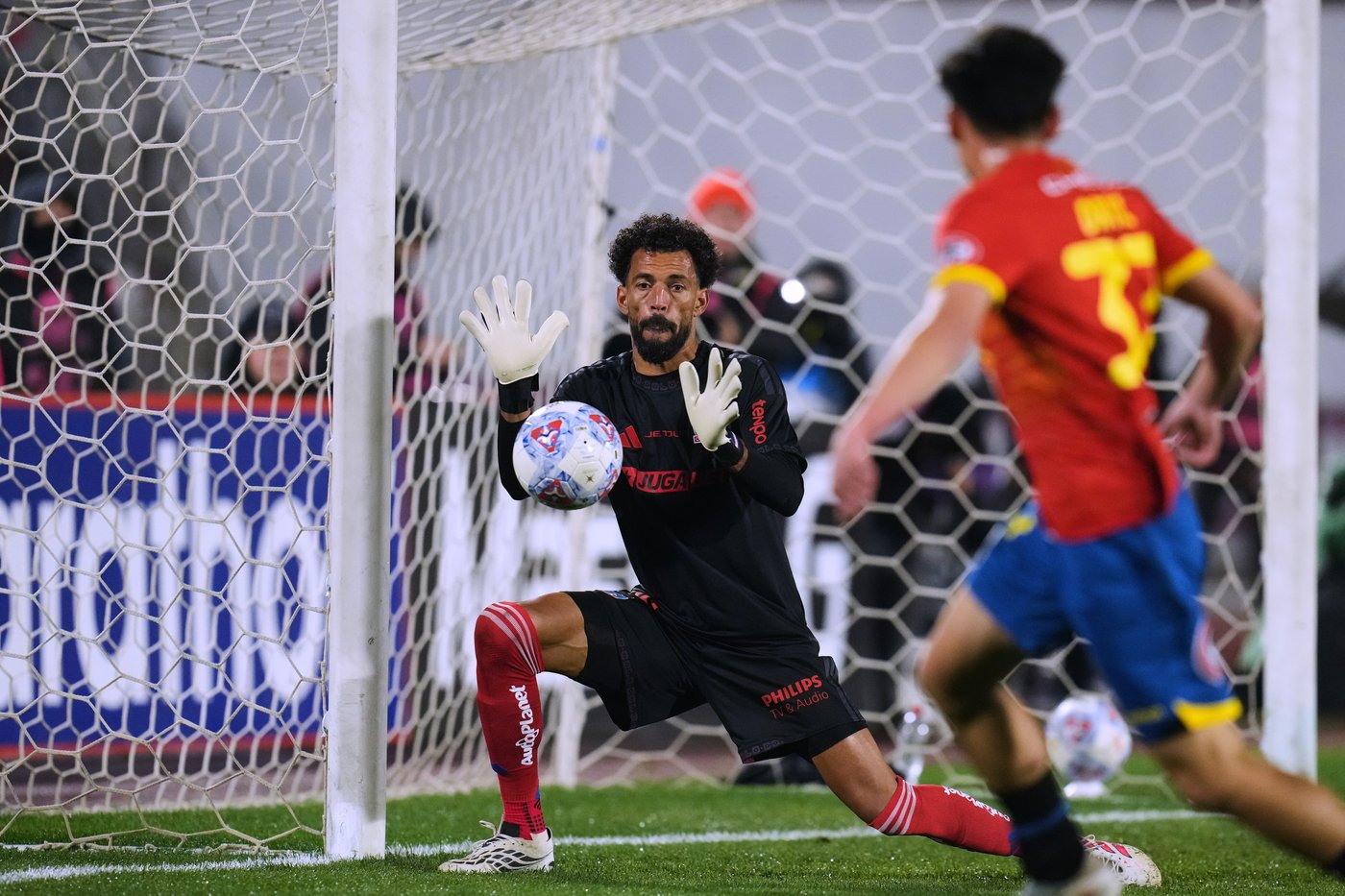 World Cup personality Vozinha makes his first Colo-Colo start in a Copa Chile match | iNFOnews.ca