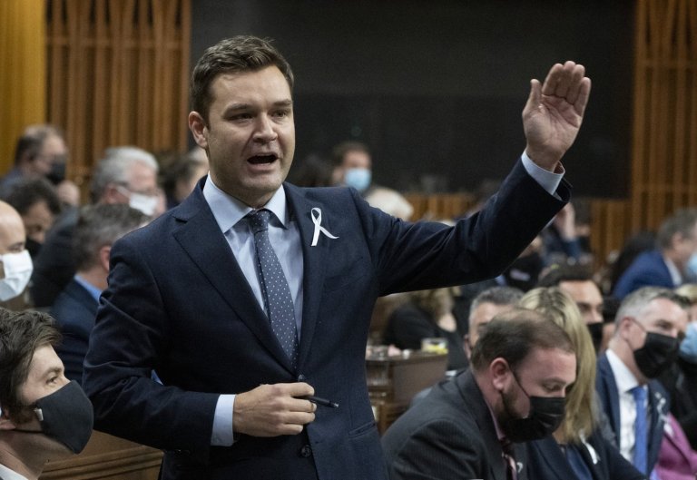 More than 300 MPs have crossed the floor in Parliament since Confederation | iNFOnews.ca