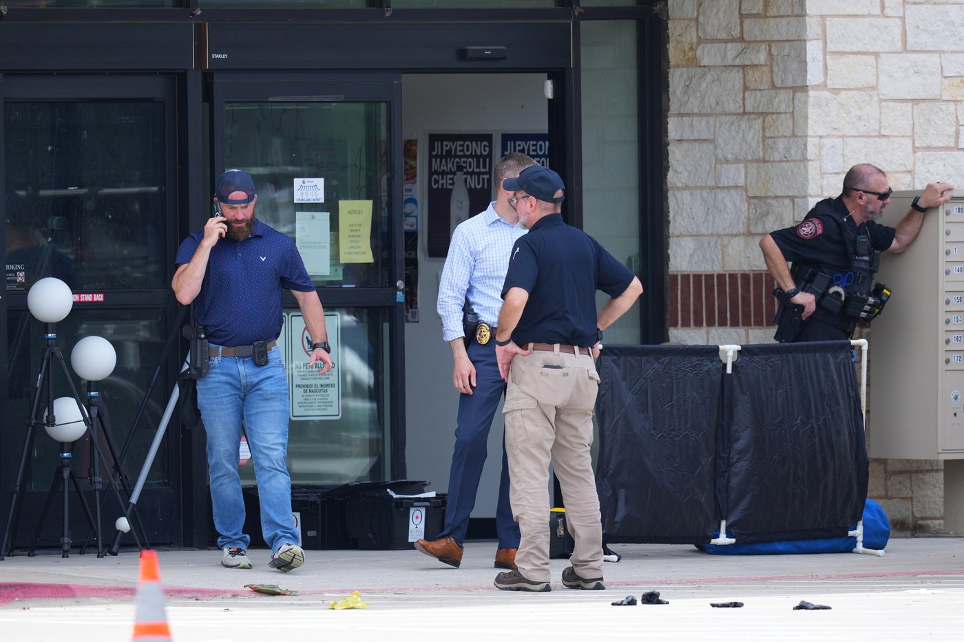 Man accused in Dallas-area shootings that killed 2 and injured 3 charged with capital murder | iNFOnews.ca