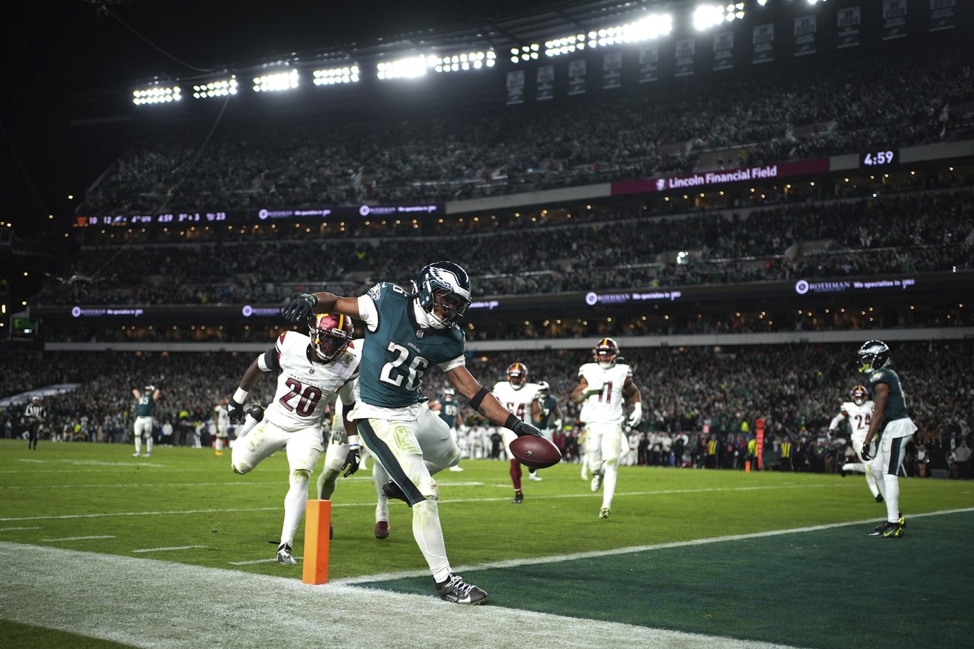 Eagles rolling behind Hurts, Barkley atop division and as one of NFL's best | iNFOnews.ca