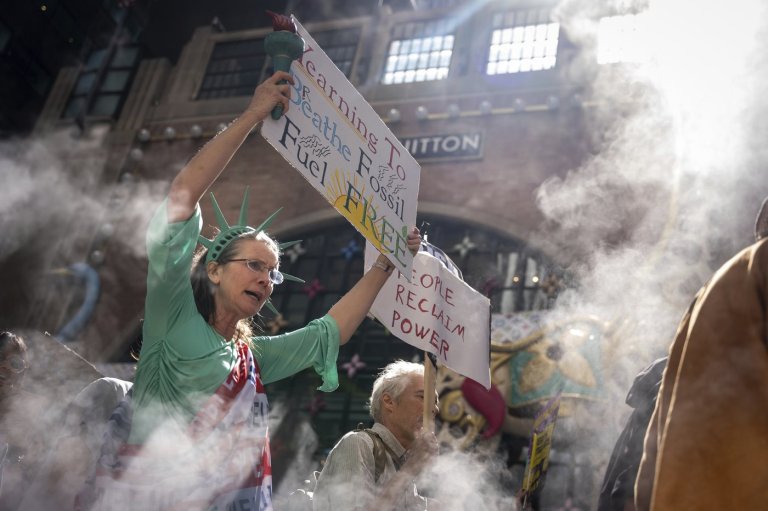 Marchers gather in worldwide protest of financial institutions "profiting off the climate crisis" | iNFOnews.ca