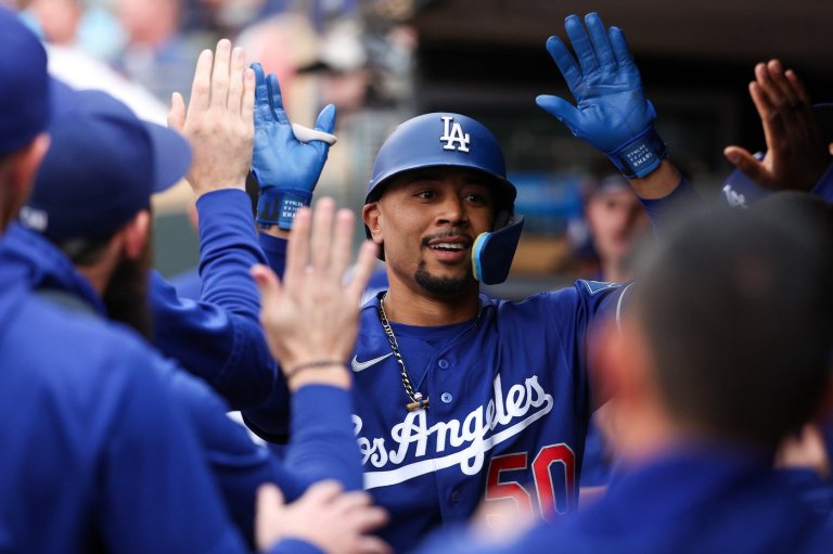 Betts hits his 300th homer in support of Ohtani as the Dodgers finish a sweep of the Twins | iNFOnews.ca