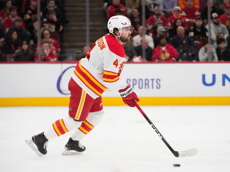 Golden Knights acquire D Andersson in trade that sends D Whitecloud, prospect and 2 picks to Flames | iNFOnews.ca